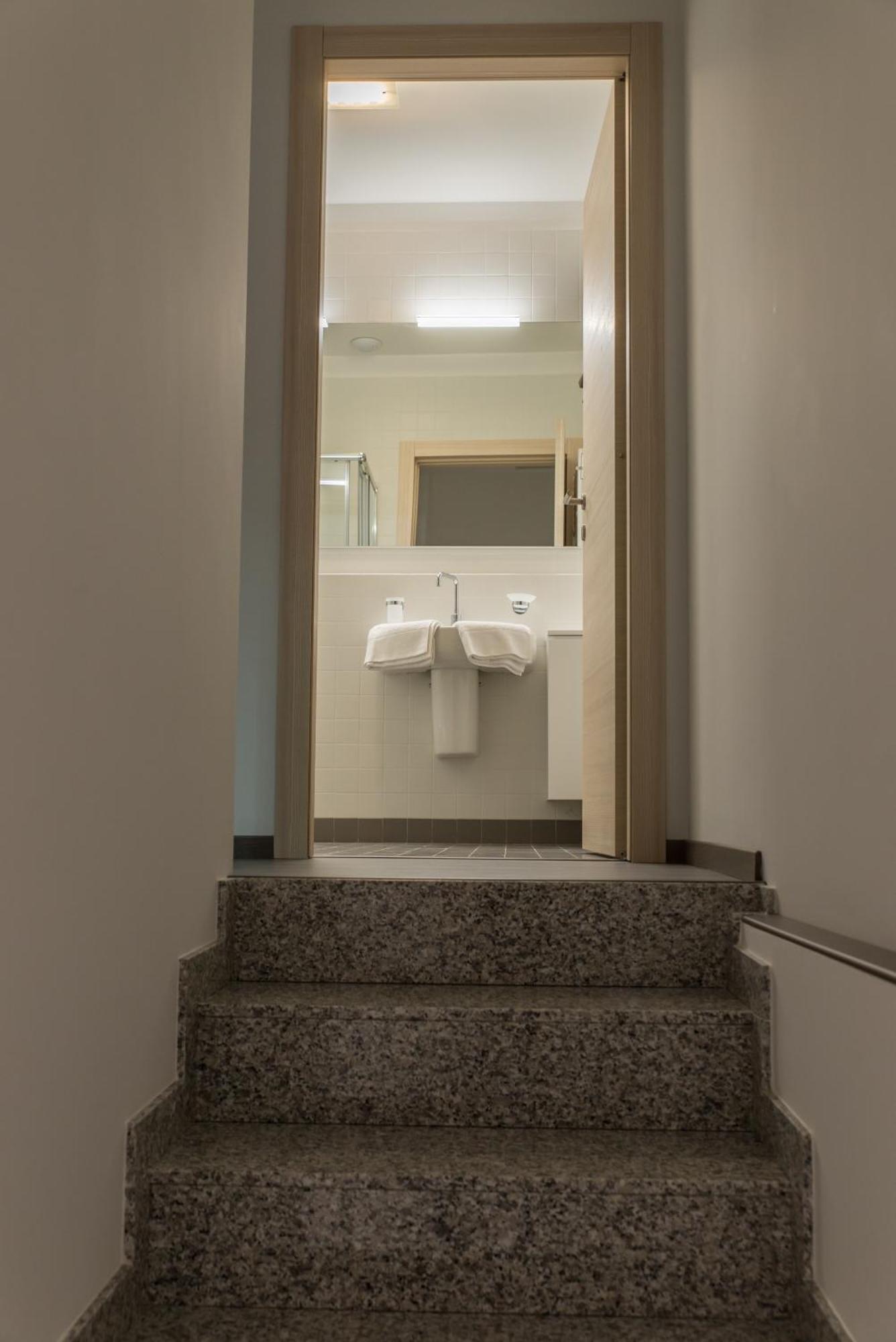 דירות ורנה Residenza Luigina חדר תמונה