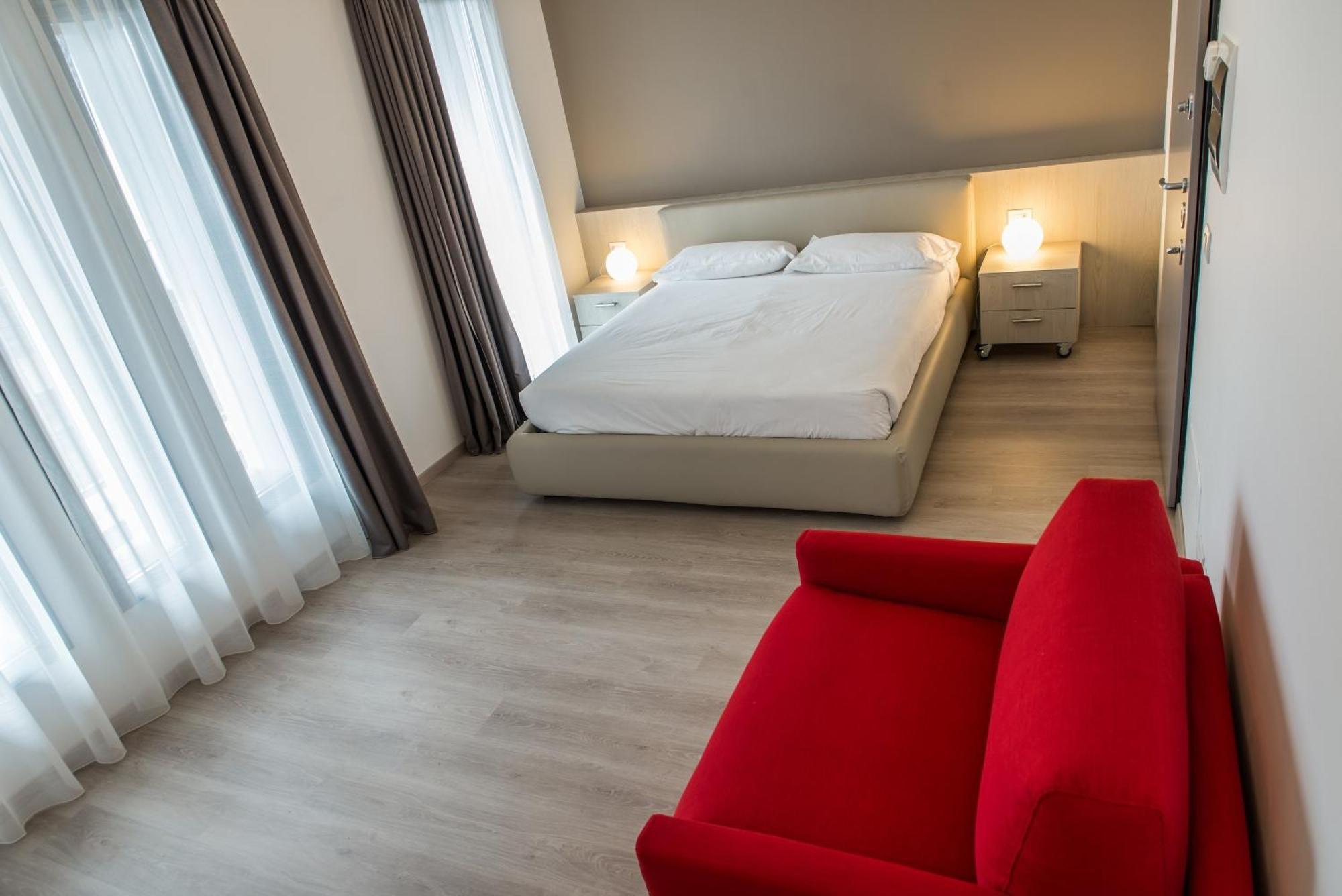 דירות ורנה Residenza Luigina חדר תמונה