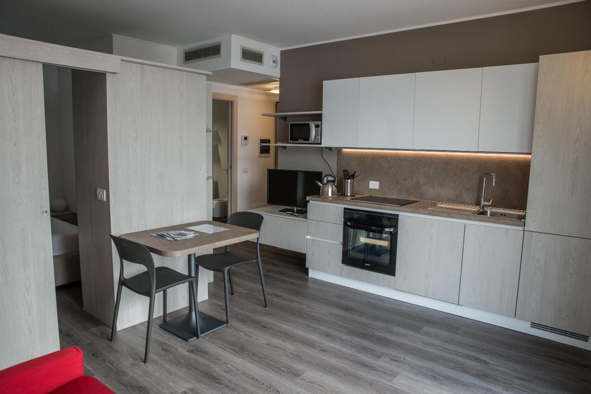 דירות ורנה Residenza Luigina חדר תמונה